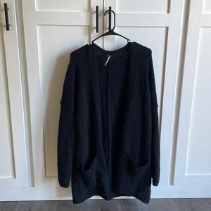 Free People black fuzzy sweater L